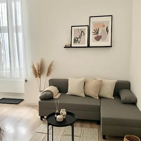 Cozy In * بودابست